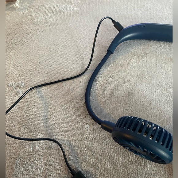 Comlife Neck Fan - Picture 6 of 7